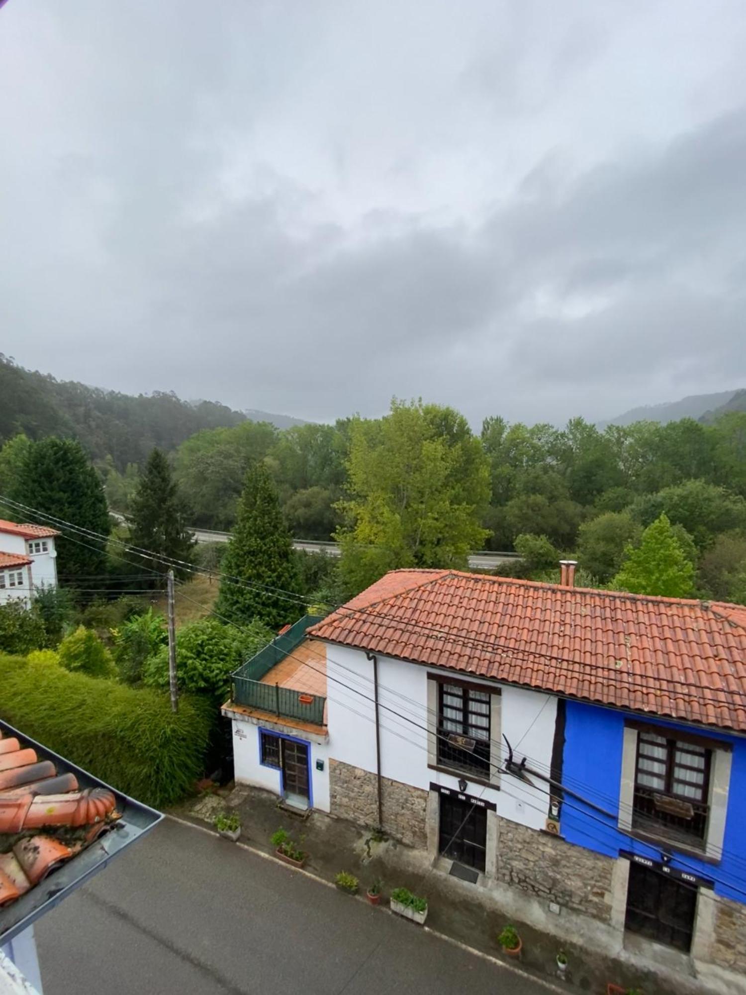 Corias Casona Junto Al Narcea Villa Exterior foto
